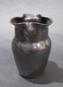Vicki Miller, Trefoil Metallic Black Vase